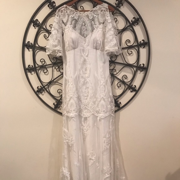 claire Pettibone Dresses & Skirts - Claire Pettibone Silver Lakes wedding dress